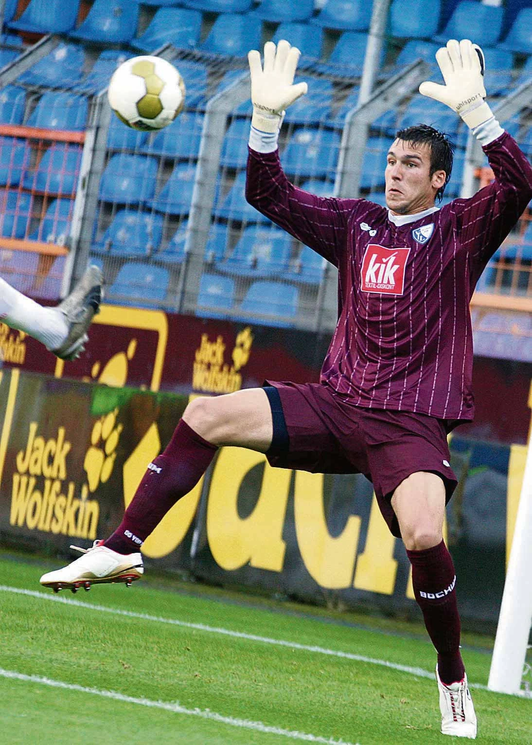 VfL-Keeper Daniel Marcio Fernandes