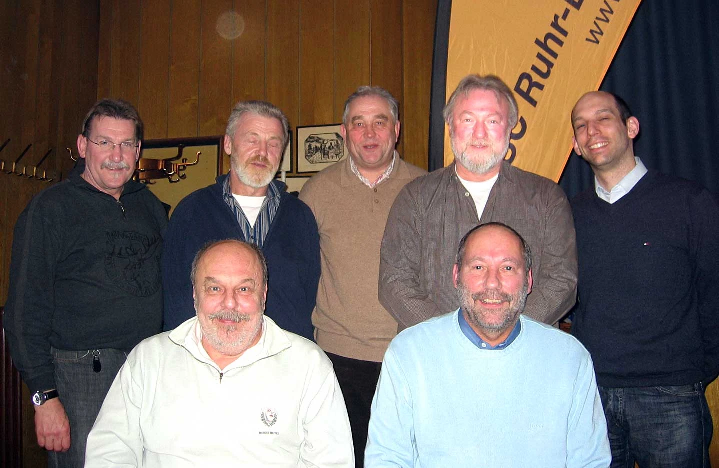 Der Vorstand MSC Ruhr-Blitz: (v.l.) Ditmar Behm, H.G. Sonnendecker, Ulrich Liebert, Wolfgang Seipel, Carsten Bube sowie vorne Horst Golombeck und Horst Helmut Bube.