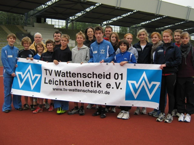 Zahlreiche Sportlerinnen und Sportler des TV Wattenscheid 01 erhielten in der Lohrheide ihre Sportabzeichen.