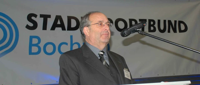 SSB-Vorstandsmitglied Jürgen Niedringhausen hielt die Laudatien auf Gerti Weimer und Heinz Fischer.