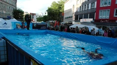 Swimmingpool in der Innenstadt