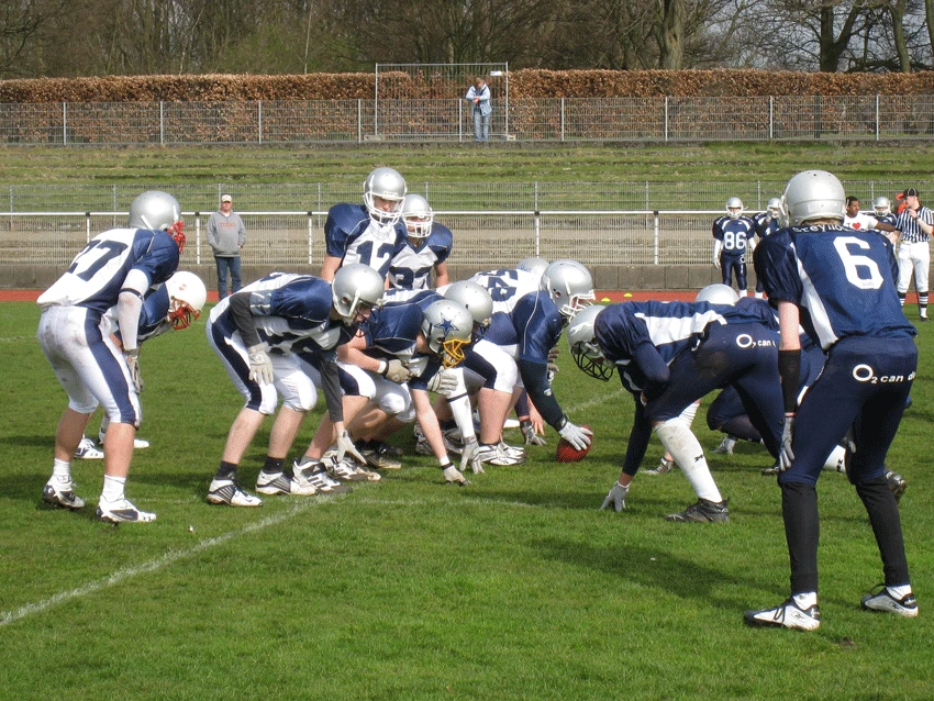 Juniorcadets beim Kick-Off.