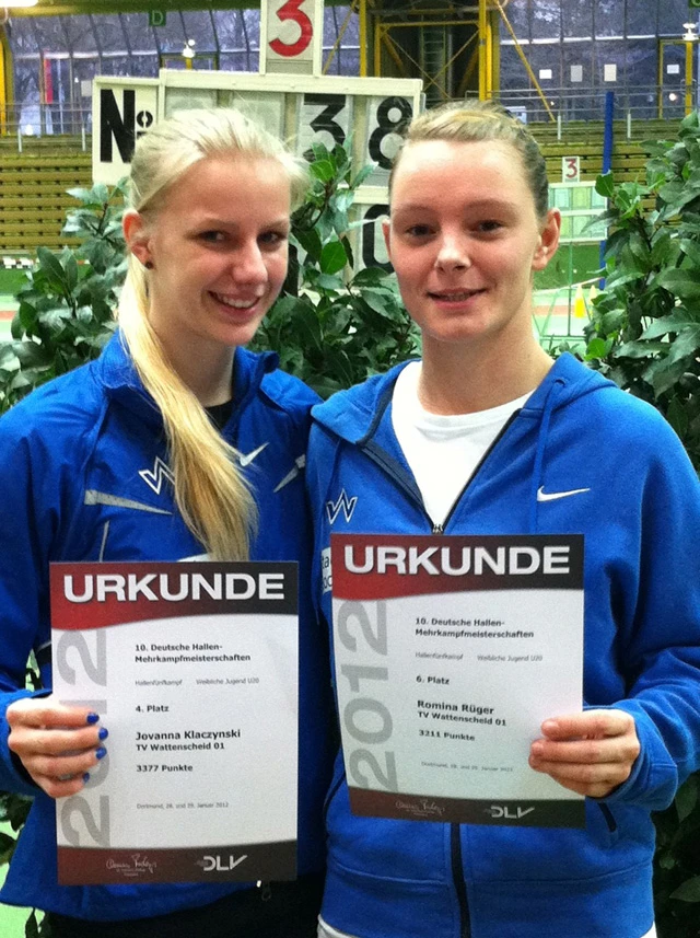 Die beiden Wattenscheider Mehrkämpferinnen Jovanna Klaczynski und Romina Rüger (re.).