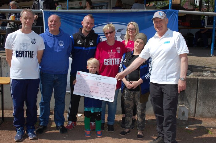 2019-05-14 Kinderfußballwerbetag Spende Weißer Ring_0228.JPG