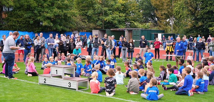 USC Sportfest beim VfL Bochum Siegerehrung U10 -21_Kinder_LA_ 300 - 052 Kopie.jpg