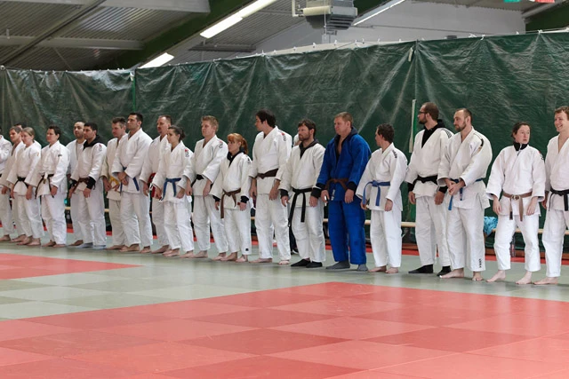 Die Judoka bei der Begrüßung