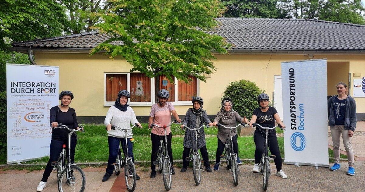 das leben ist wie fahrrad fahren einstein Motivationskarte mit Einstein-Zitat 