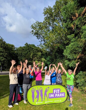 Foto: TV Bochum Brenschede SSB Foto Fit im Park 2.jpg