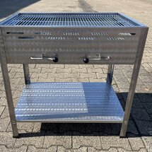Grill mittel vorne