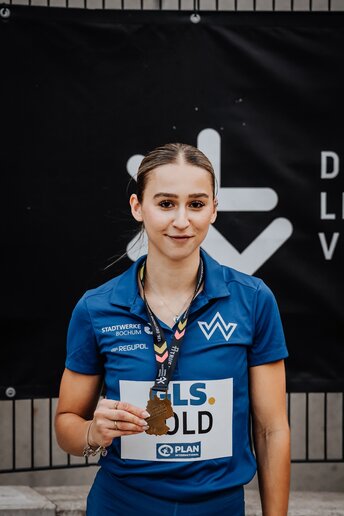 Jolina Ernst Medaille DM 2026.jpeg