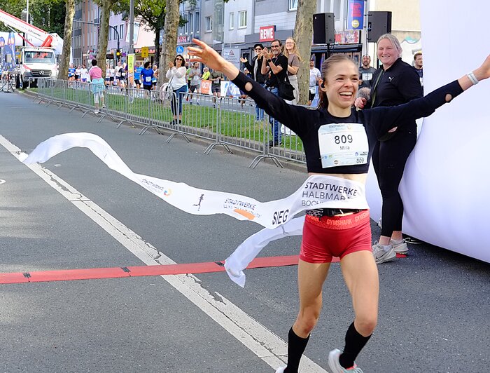 Mila Primke Zieldurchlauf.JPG