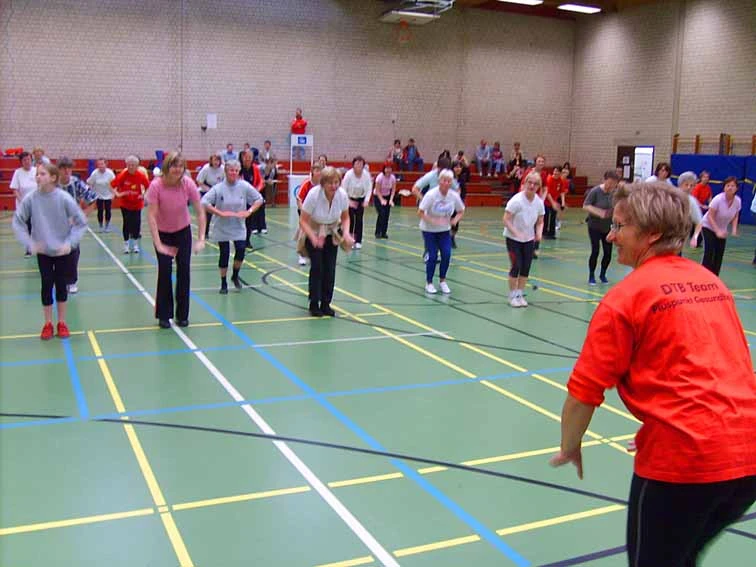 Frauen bei der Gymnastik