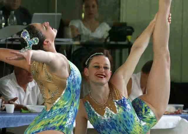 Dina Wild und Melanie Zillich in Aktion